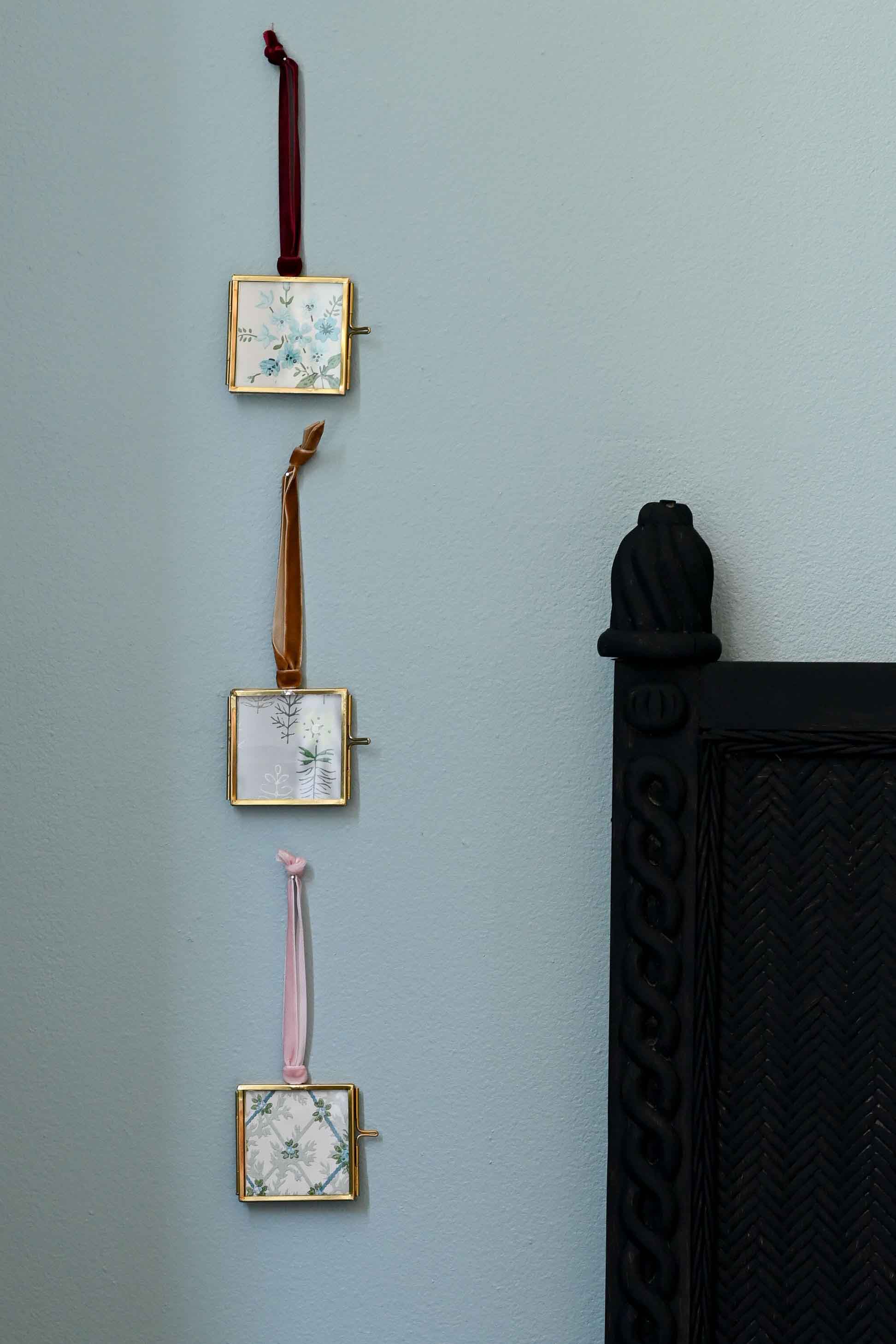 Mini Frame mustard velvet