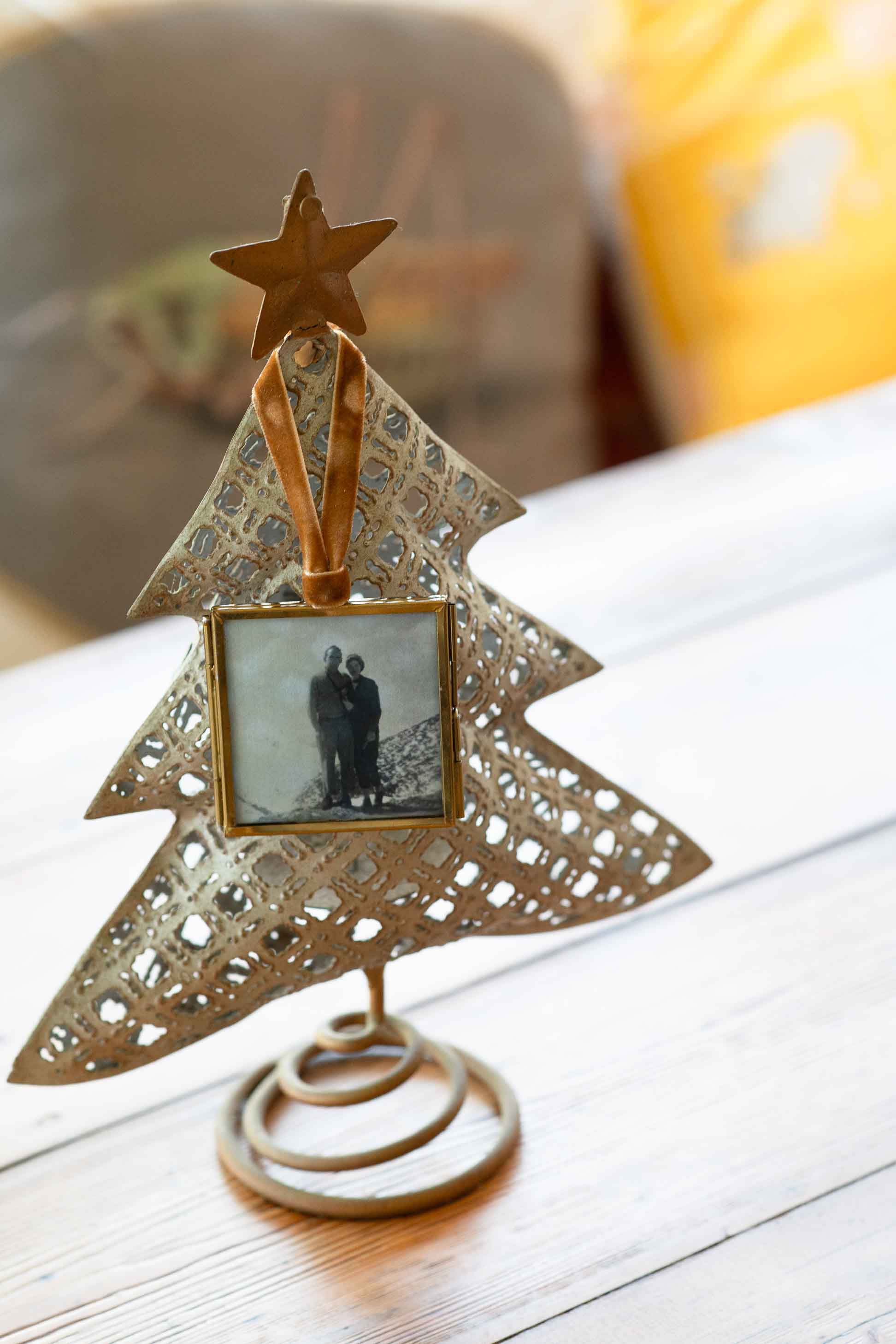 Christmas tree photo frame with family photo