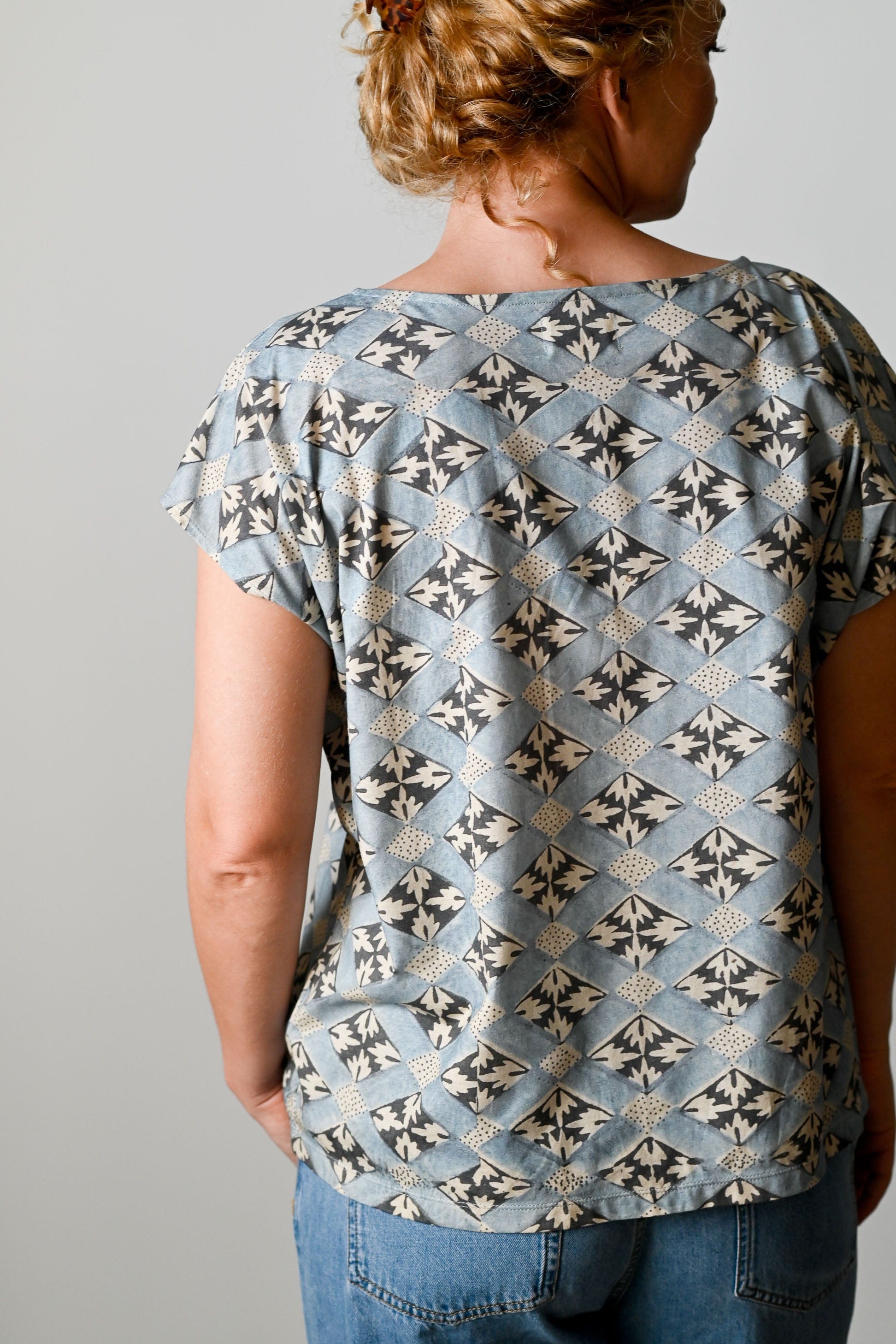 Eleanor Tee Diamond