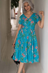 Ella Bluesette in blue floral dress