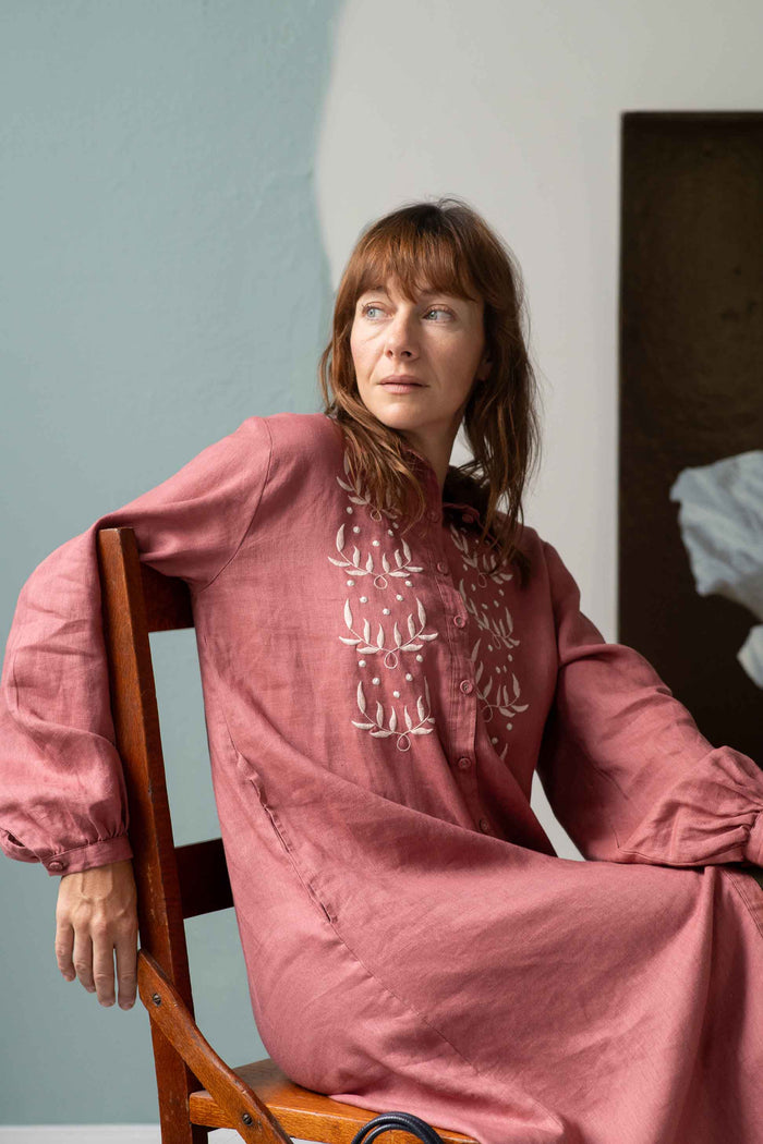 IvyRosewood woman in pink dress