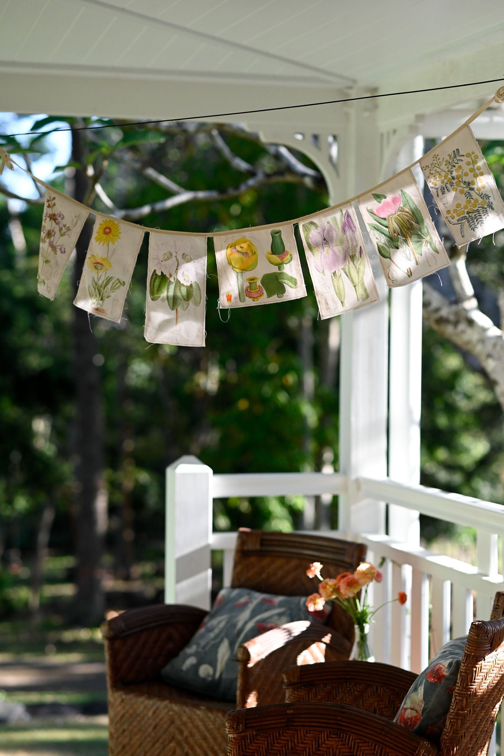 Matilda Smith botanic garland *organic cotton