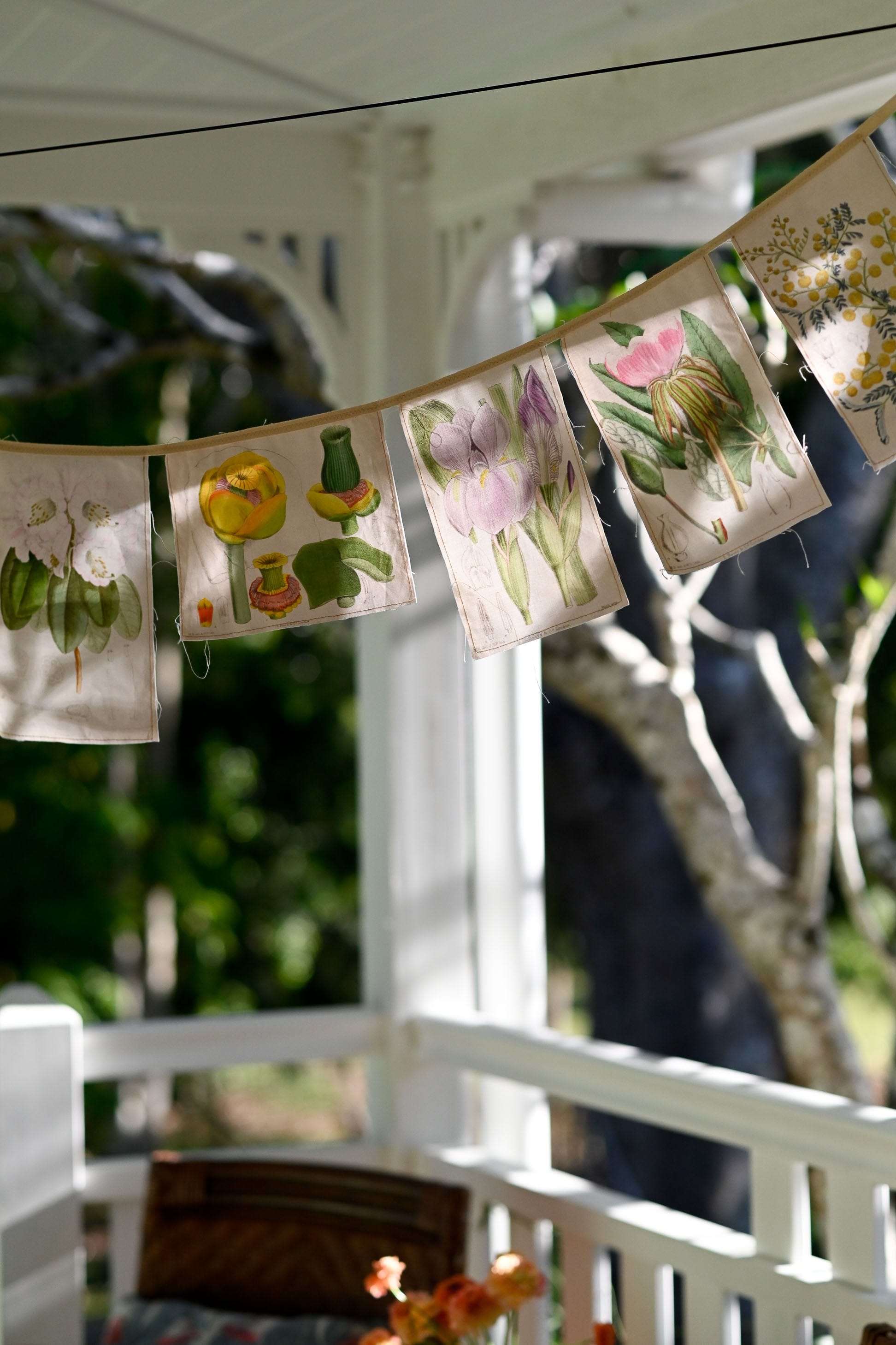 Matilda Smith botanic garland *organic cotton