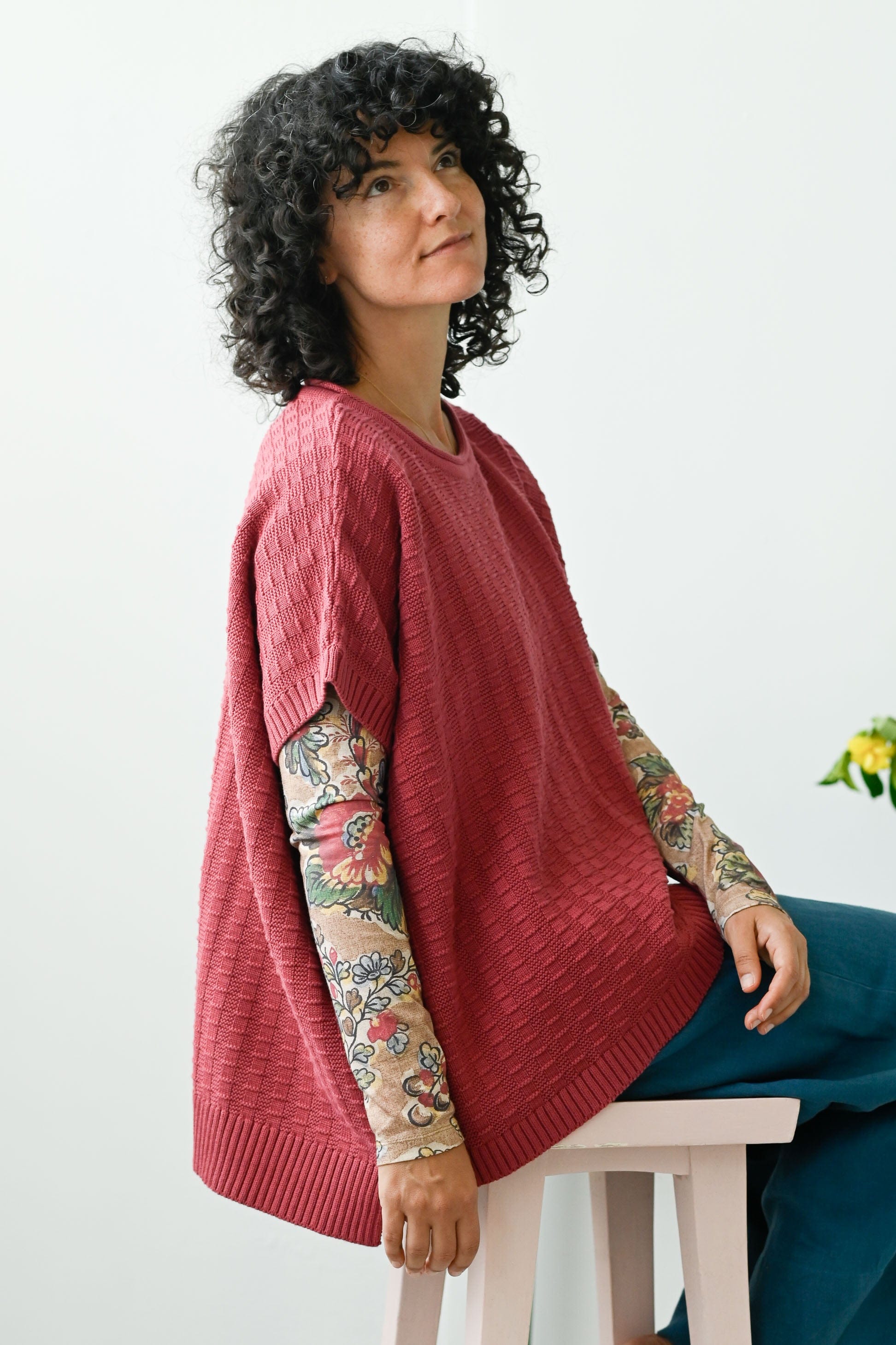 Rennie Vest Earth Red