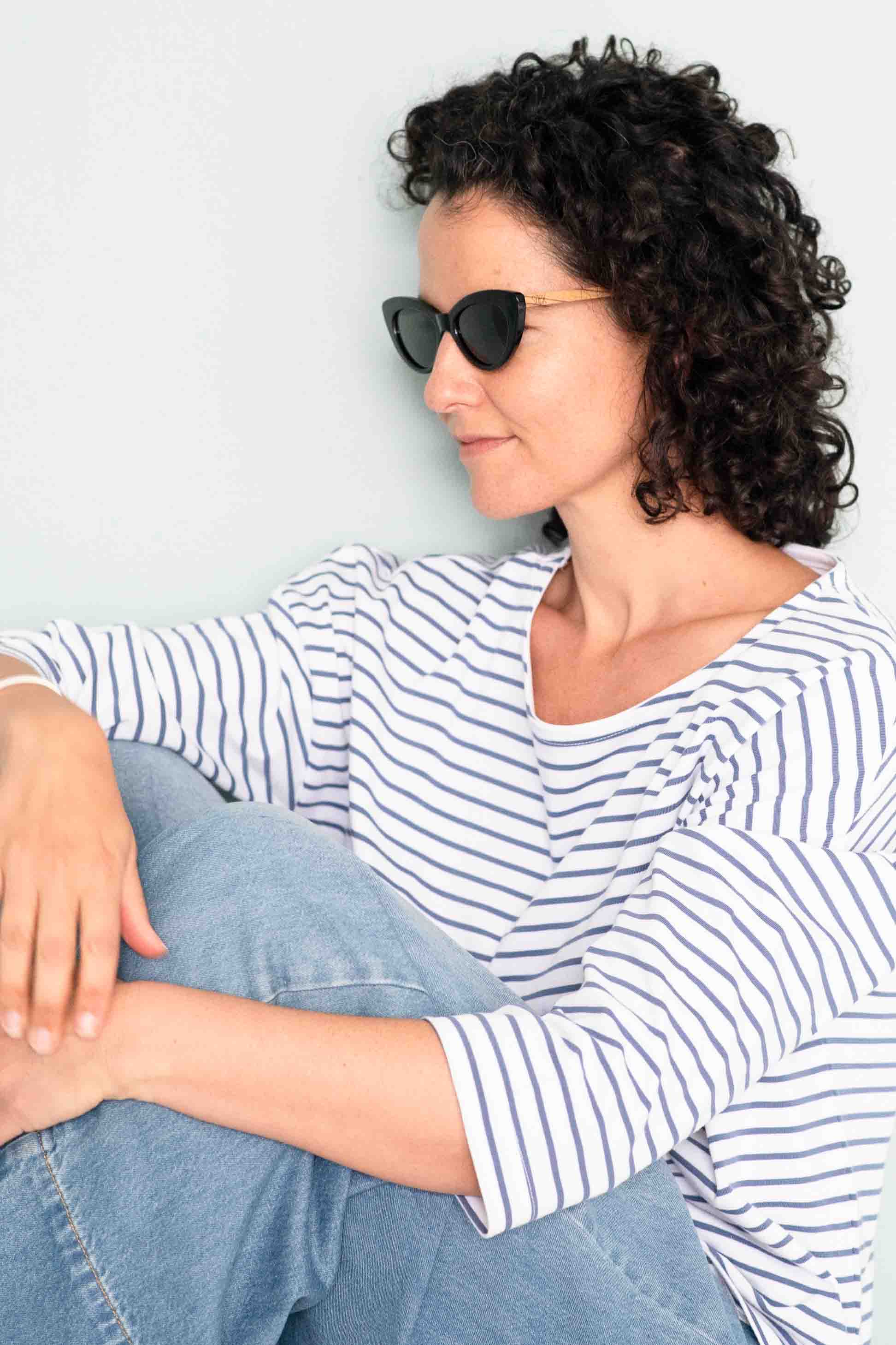 Woman in Savannah Midnight Solent Tee and Ollie Denim