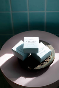 Shower steamers Breathe and other scents on a table.