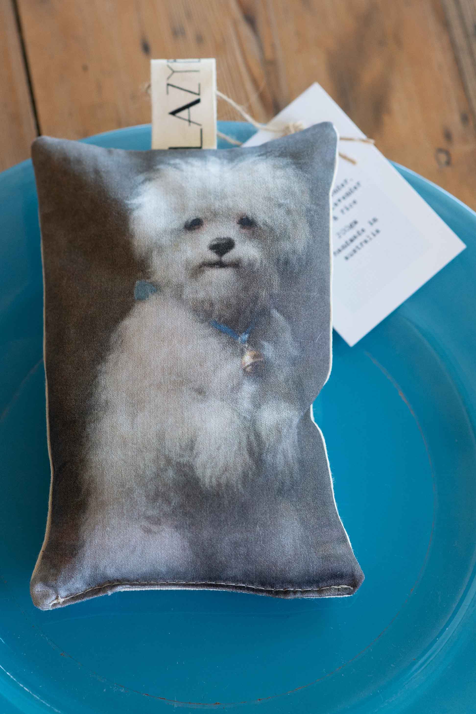 Scented sachet with dog image
