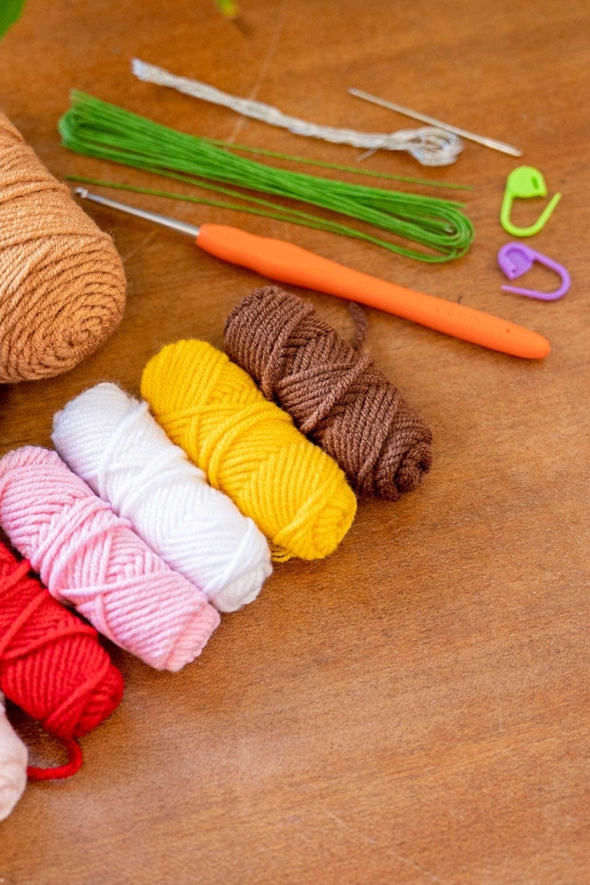 Tulip Pot Beginners Crochet Kit