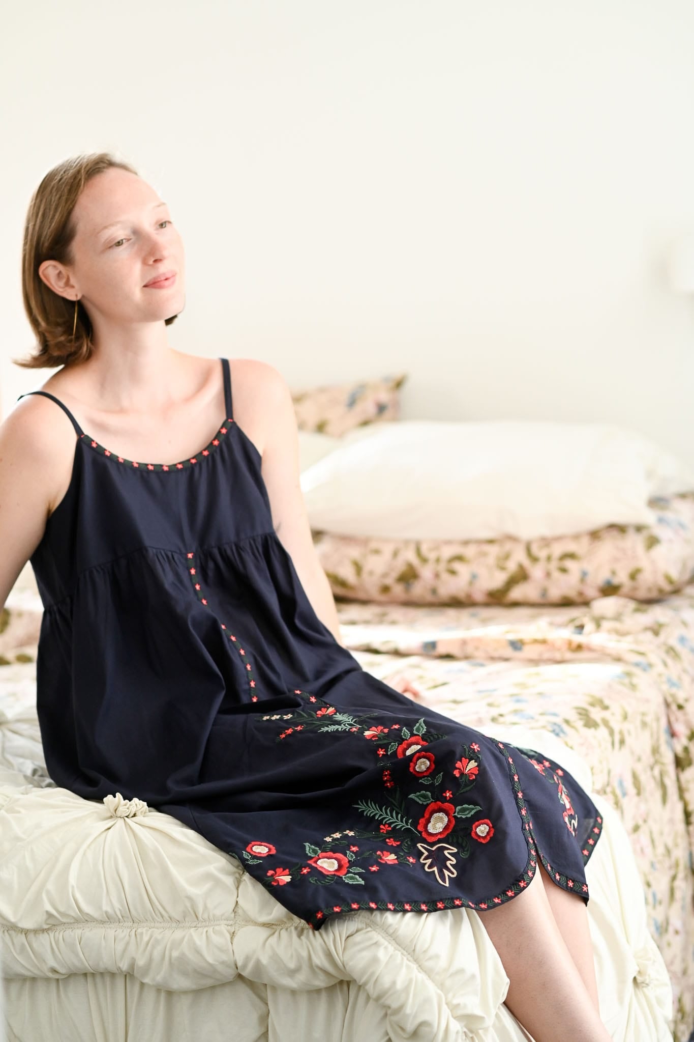 juliet dress with embroidery