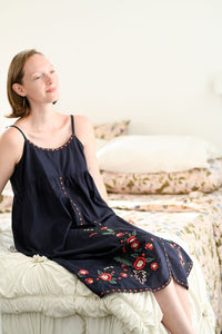 juliet dress with embroidery