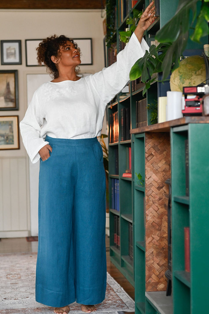 ollie wide leg linen pants in sapphire