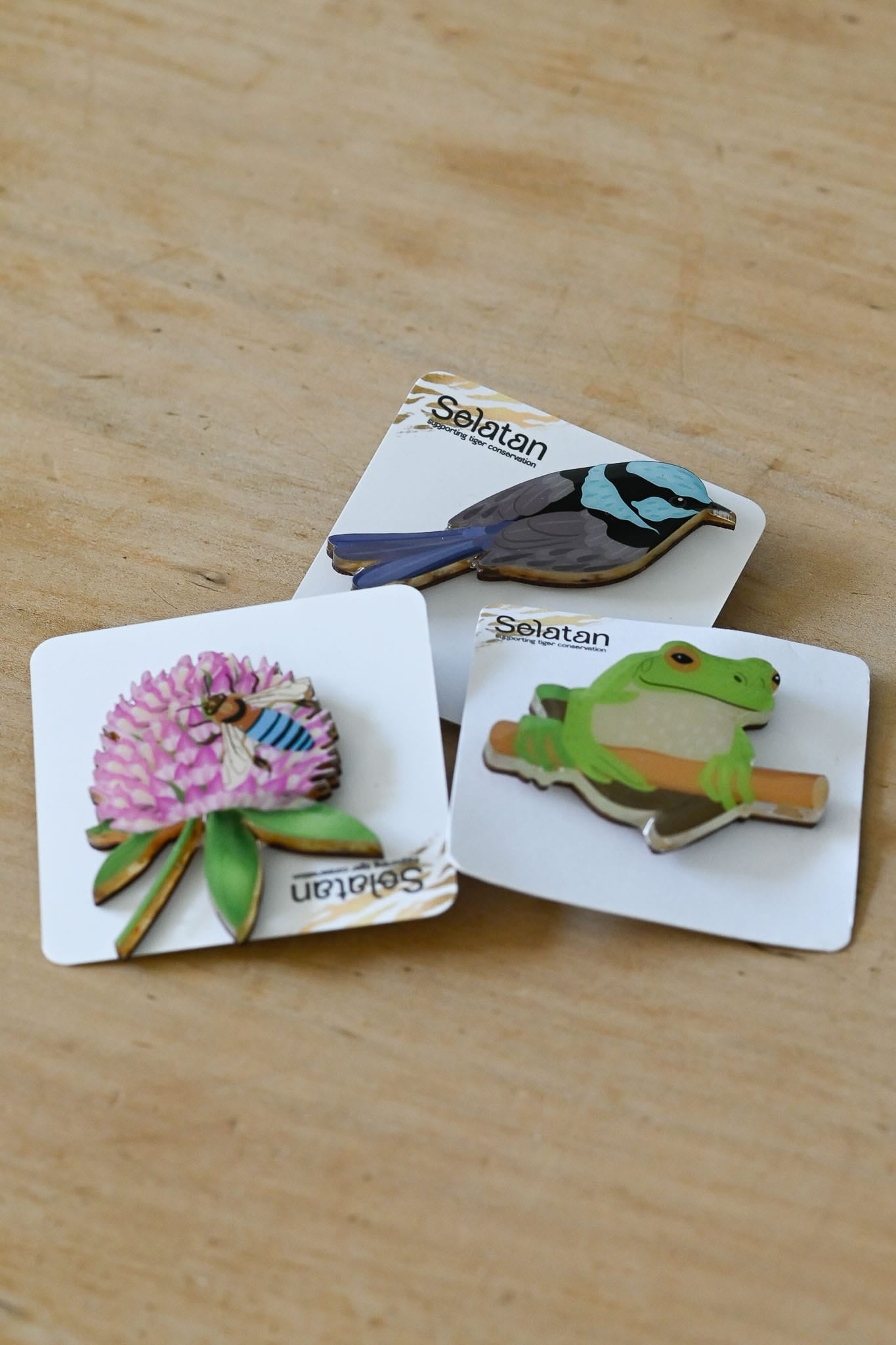 Green Tree Frog Brooch