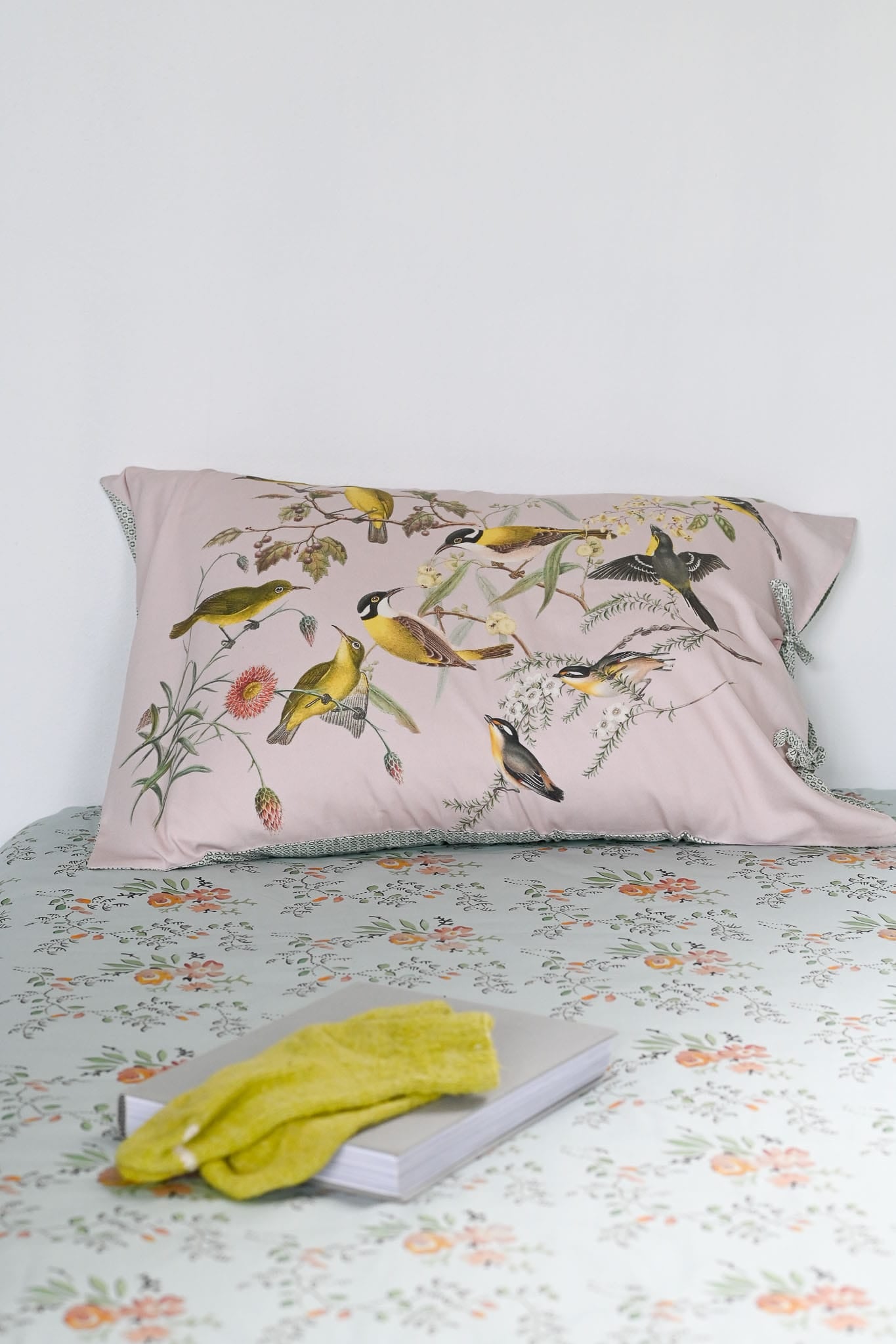 Yellow birds pillowcase set *organic cotton