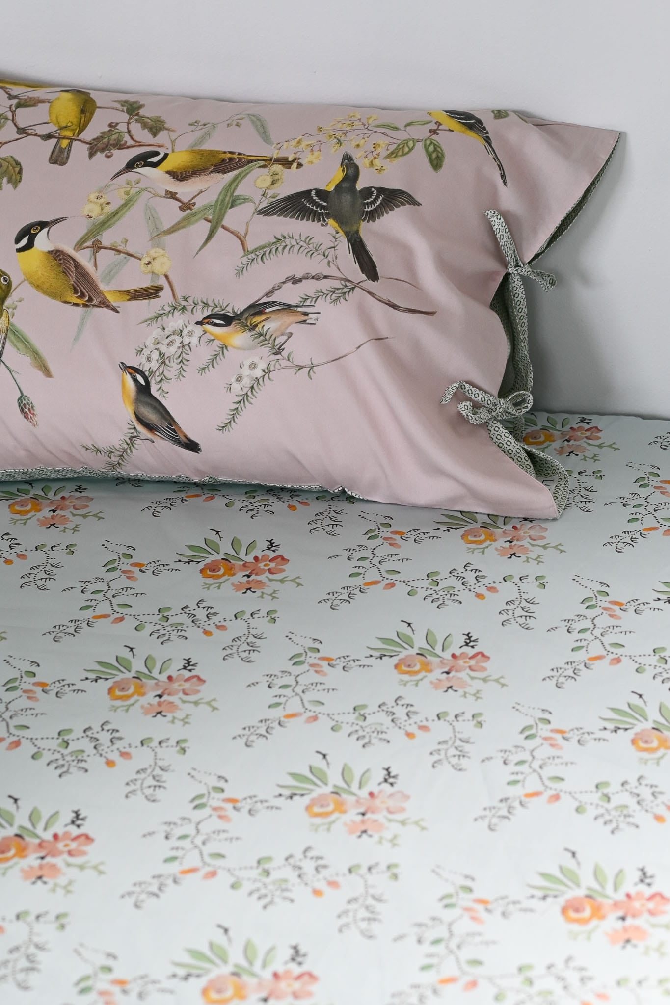 Yellow birds pillowcase set *organic cotton
