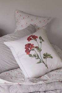 Geranium cushion cover on grey Vienna sheet set