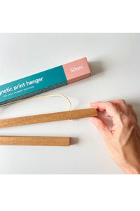 30cm Magnetic Print Hanger - Product 06