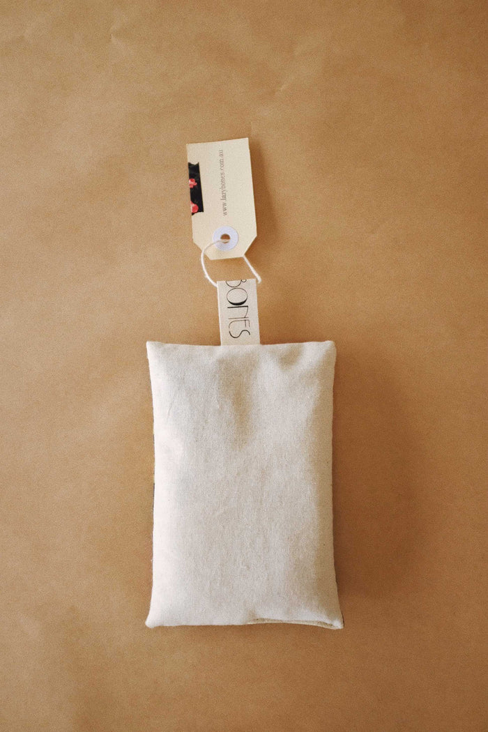 Calico back of lavender scented drawer sachet